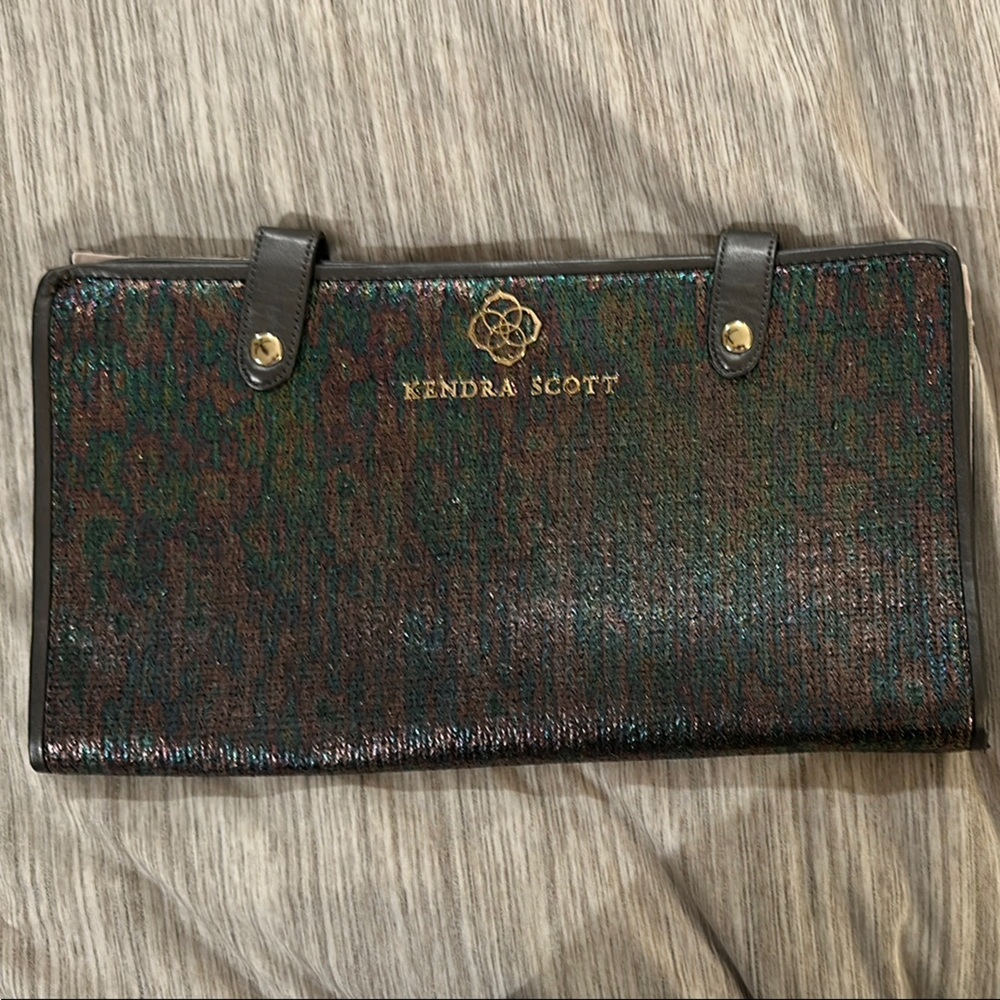 Kendra Scott Shimmering Multitone Travel Jewlrey Case